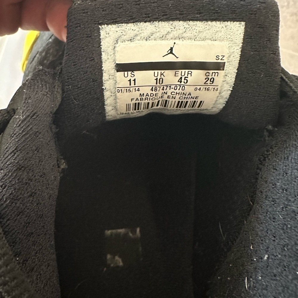 Air Jordan 14 Retro Thunder - Picture 2 of 4